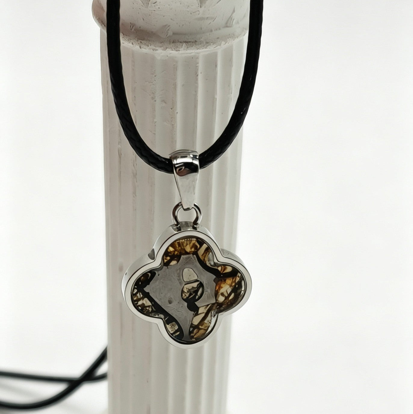 Real Meteorite Jewelry – Tiny 4 Leaf Clover Pendant (1.7cm), Pallasite meteorite in Stainless Steel, Unique Gift for Him Her