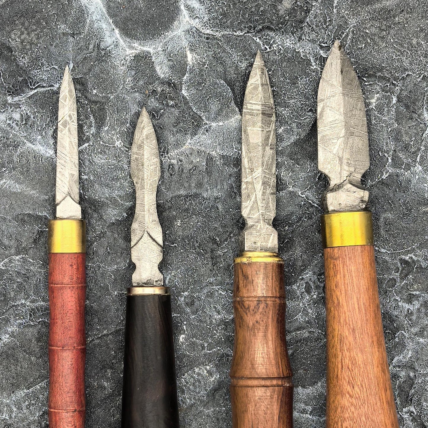Handmade Muonionalusta Meteorite Tea Knife, Cosmic Widmanstätten Pattern, Natural Wood Handle,Around 16cm