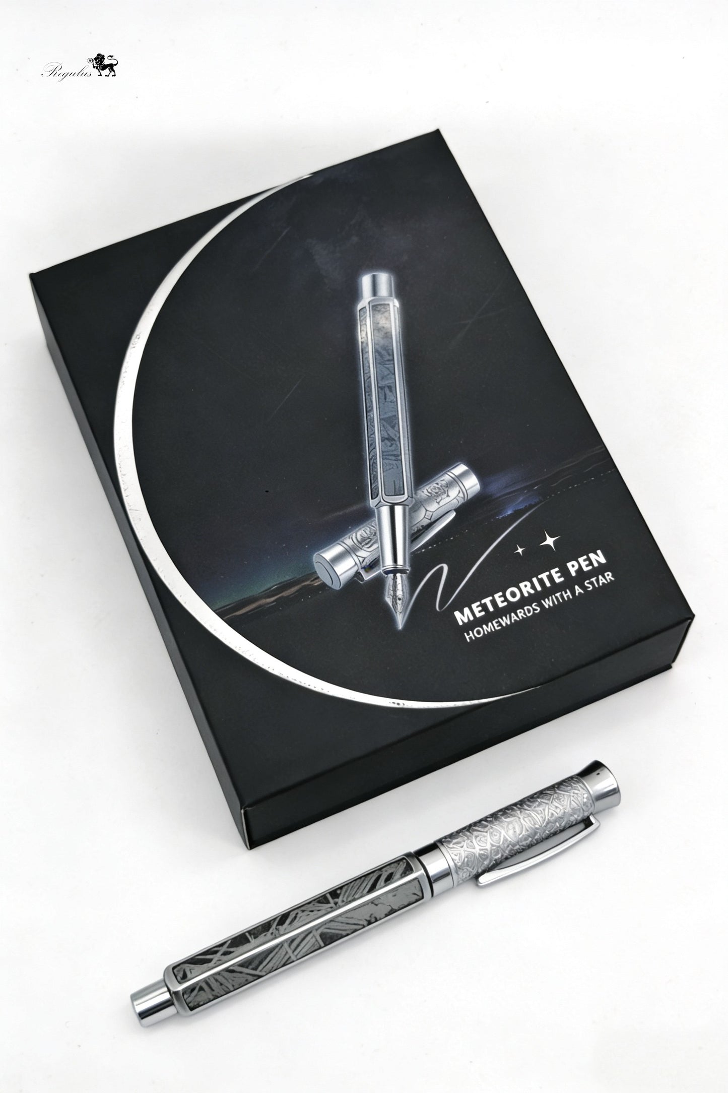 Iron Meteorite Pen、4.5 billion years、Around 14cm、Diameter approximately 1 cm